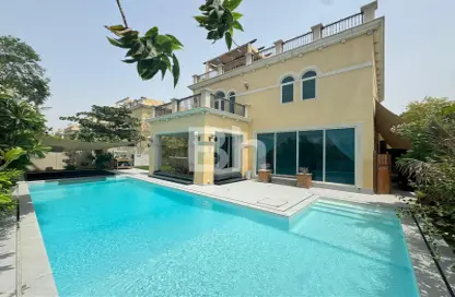 Villa - 4 Bedrooms - 5 Bathrooms for rent in District 6 - Royal Park - Jumeirah Park - Dubai