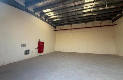 Warehouse - Studio - 1 Bathroom for rent in Al Sajaa Industrial - Al Sajaa - Sharjah
