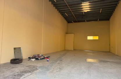 Warehouse - Studio - 1 Bathroom for rent in Al Sajaa Industrial - Al Sajaa - Sharjah