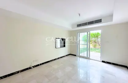 فيلا - 2 غرف نوم - 3 حمامات للايجار في الينابيع 11 - الينابيع - دبي