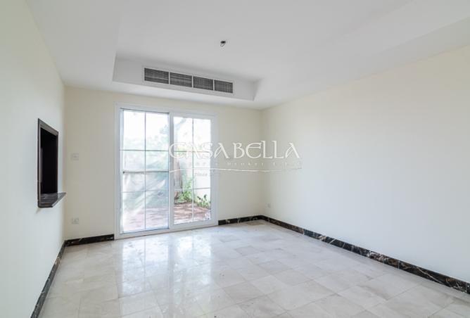 88737537 - Property Image 3