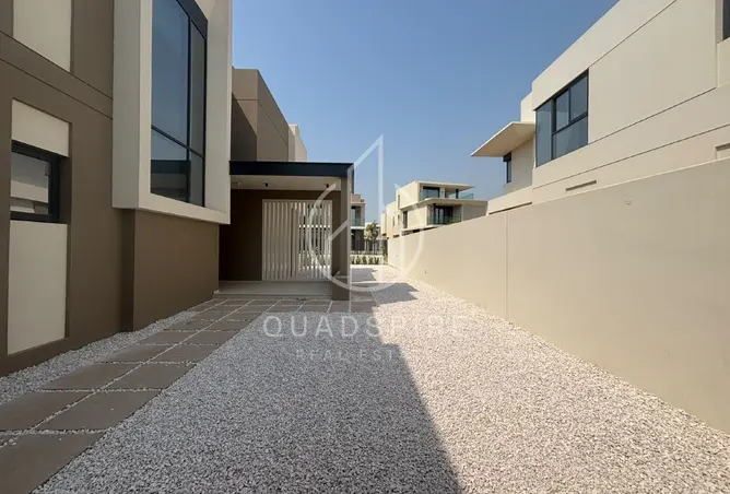 162342940 - Property Image 2