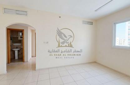 Apartment - 1 Bedroom - 2 Bathrooms for rent in Al Qulaya'ah - Al Sharq - Sharjah
