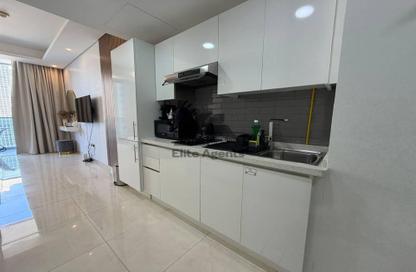 Apartment - Studio - 1 Bathroom for rent in Waves Tower - Business Bay - Dubai