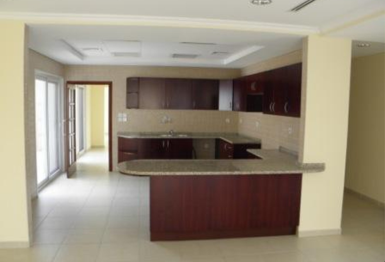 4 bedroom villa in Bungalows Area, Dubai Investment Park (DIP): 13