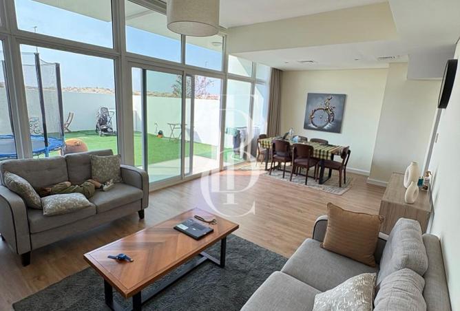 96964544 - Property Main Image