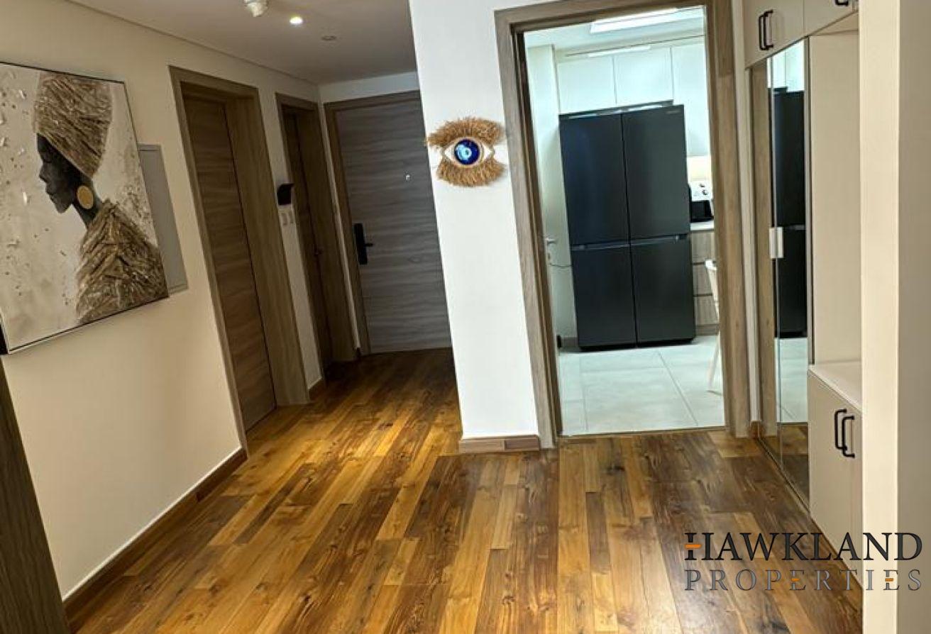 Spacious 2 Bedroom Apartment with Maid Room photo 2