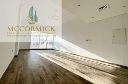 شقة - غرفة نوم - 2 حمامات للايجار في البرشاء 1 - البرشاء - دبي