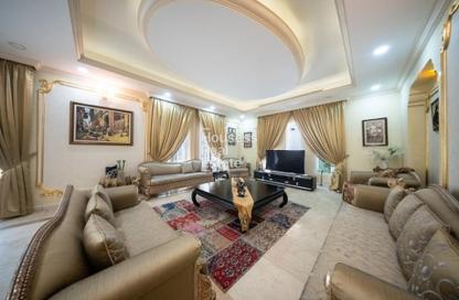 Villa - 7 Bedrooms - 7+ Bathrooms for sale in Umm Al Sheif Villas - Umm Al Sheif - Dubai