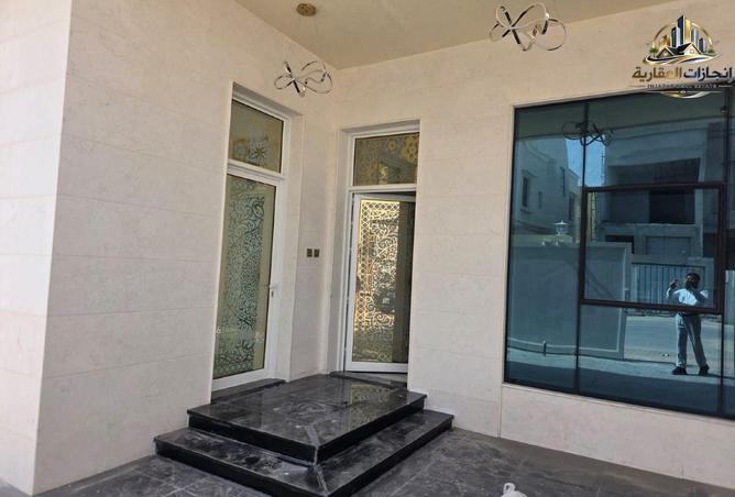 137430504 - Property Image 3