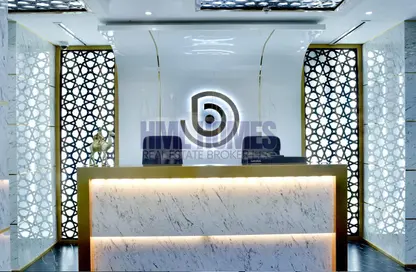 Business Centre - Studio - 1 Bathroom for rent in Latifa Tower - Sheikh Zayed Road - Dubai