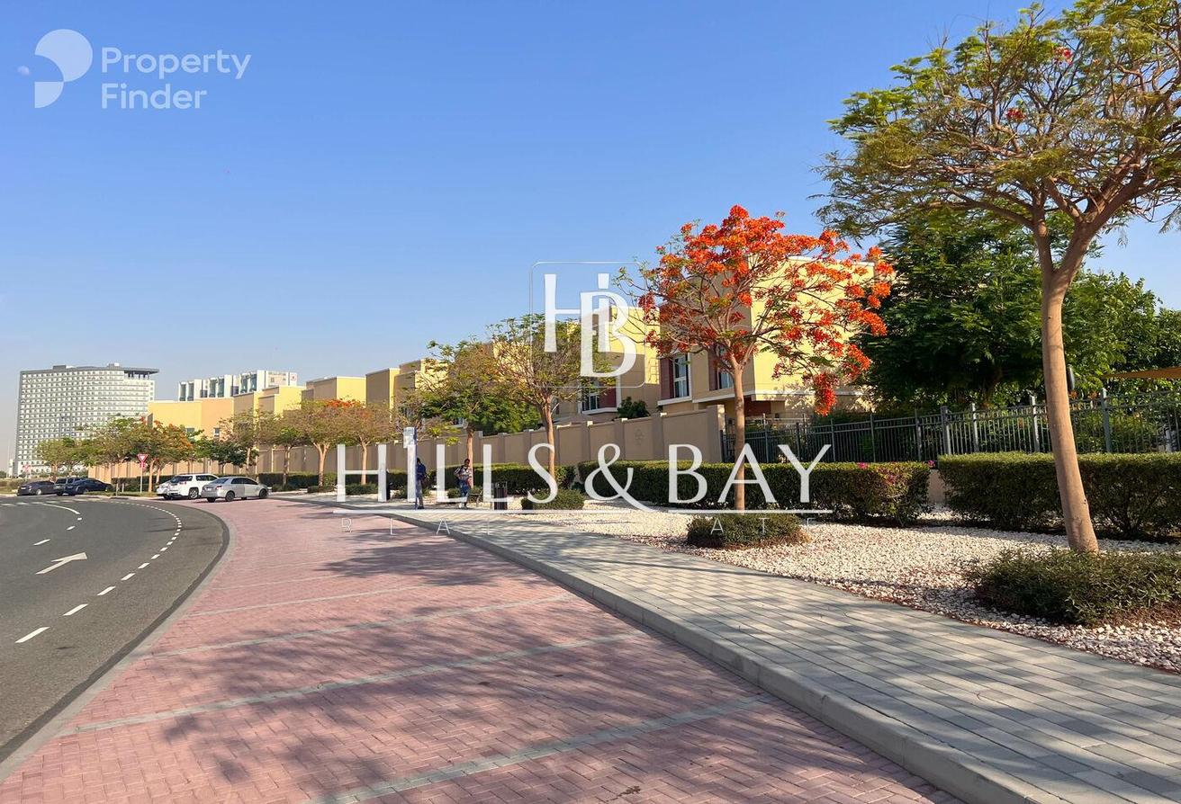 High-Floor 1BR| Bright Layout| Vacant| Unfurnished photo 14