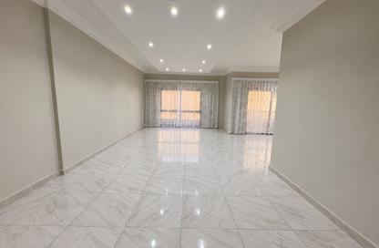Apartment - 3 - 3 for sale in Al Marwa Tower 1 - Al Marwa Towers - Cornich Al Buhaira - Sharjah Apartment - 3 - 3 for sale in Al Marwa Tower 1 - Al Marwa Towers - Cornich Al Buhaira - Sharjah
