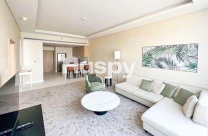 Apartment - 1 Bedroom - 2 Bathrooms for sale in The Palm Tower - Palm Jumeirah - Dubai