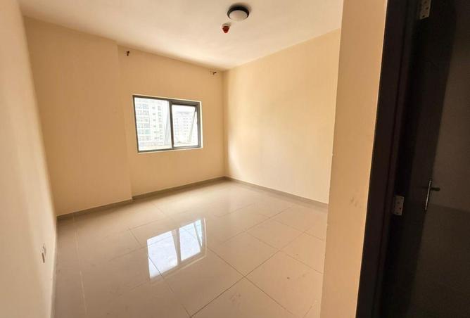 85740623 - Property Image 3