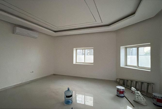 114601980 - Property Image 2