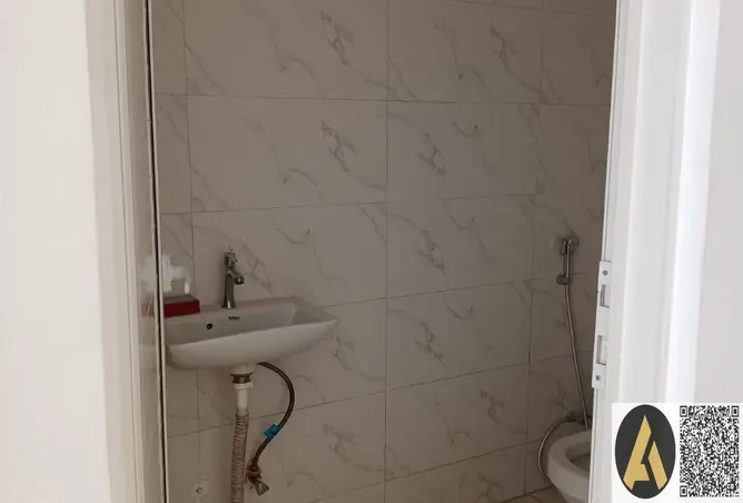 128837898 - Property Image 3