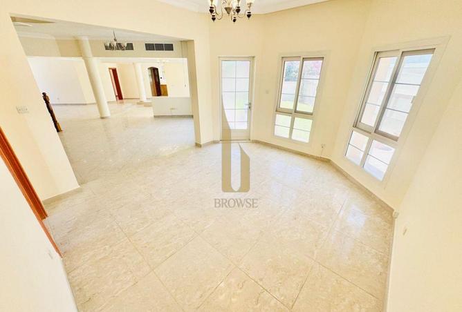 89192403 - Property Image 2