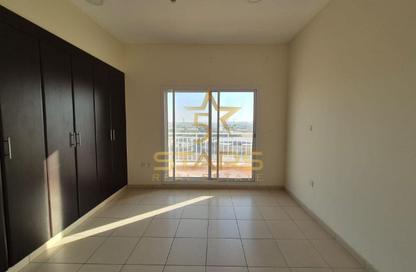 Apartment - 3 Bedrooms - 4 Bathrooms for rent in Tala 1 - Queue Point - Liwan - Dubai