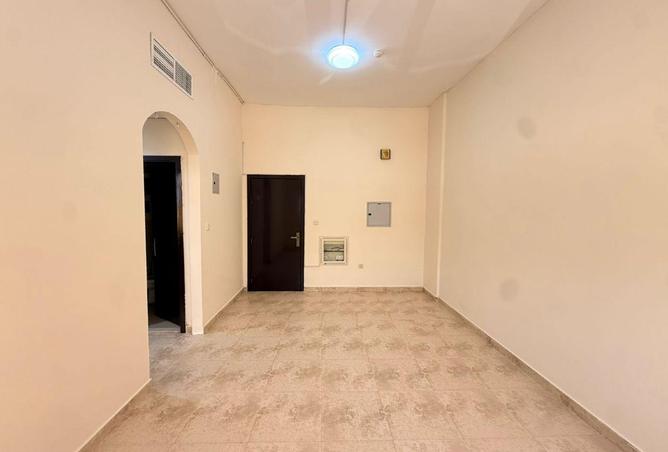 77401599 - Property Image 2