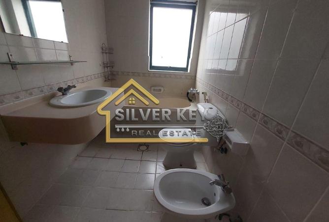 67437660 - صورة العقار 3