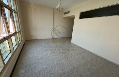 Apartment - 1 - 1 for rent in Al Majaz 2 - Al Majaz - Sharjah Apartment - 1 - 1 for rent in Al Majaz 2 - Al Majaz - Sharjah