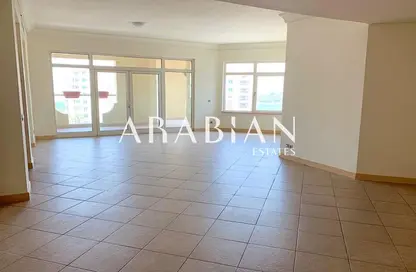 Apartment - 3 Bedrooms - 4 Bathrooms for rent in Al Habool - Shoreline Apartments - Palm Jumeirah - Dubai