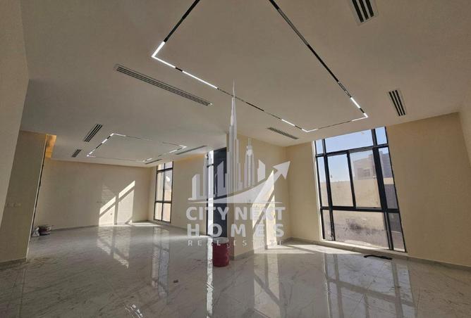 89202213 - Property Image 2