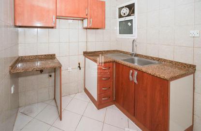 Apartment - Studio - 1 Bathroom for rent in Al Yasmin 2 Building - Industrial Area 6 - Sharjah Industrial Area - Sharjah Apartment - Studio - 1 Bathroom for rent in Al Yasmin 2 Building - Industrial Area 6 - Sharjah Industrial Area - Sharjah