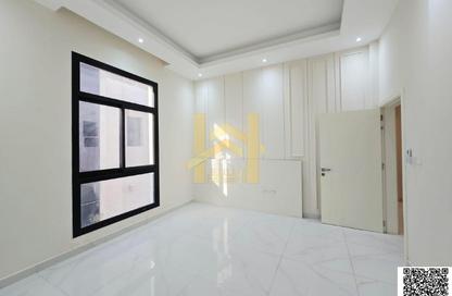 Villa - 5 Bedrooms - 7 Bathrooms for sale in Al Yasmeen 1 - Al Yasmeen - Ajman