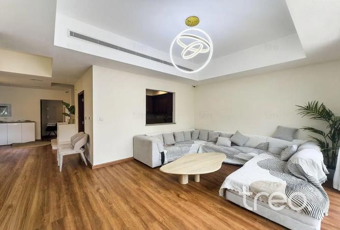 129277008 - Property Image 3