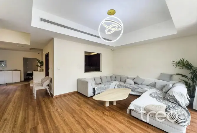 129277008 - Property Image 3