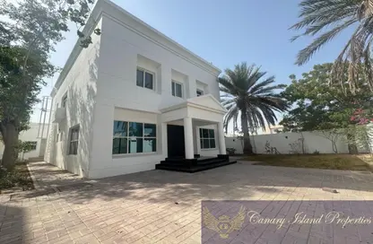 Villa - 4 Bedrooms - 6 Bathrooms for rent in Al Manara - Dubai