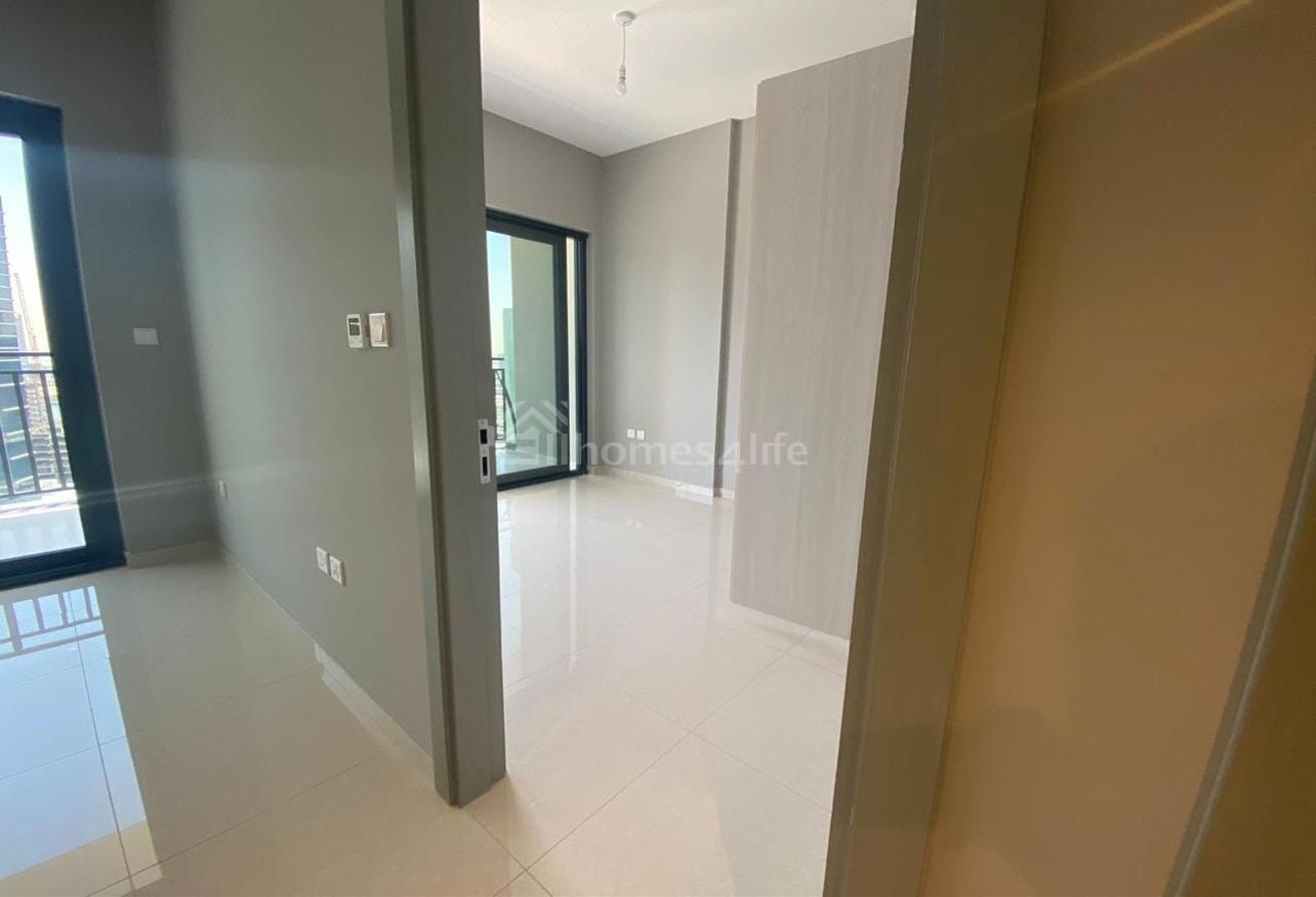 UNFURNISHED 1BHK | HIGH FLOOR | 12 CHEQUES photo 9