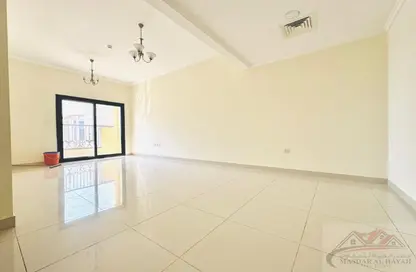 Apartment - 2 Bedrooms - 3 Bathrooms for rent in Muwaileh 29 Building - Muwaileh - Sharjah