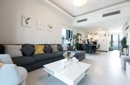 Apartment - 1 Bedroom - 2 Bathrooms for rent in SOL Bay - Business Bay - Dubai