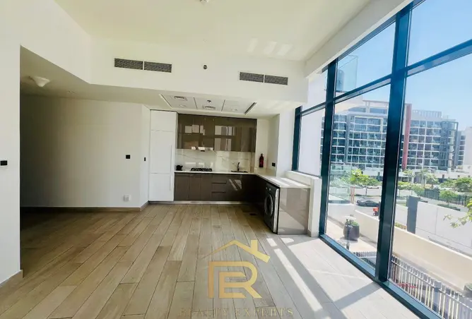 101998934 - Property Image 3