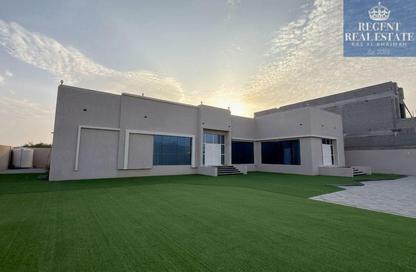 Villa - 4 Bedrooms - 5 Bathrooms for rent in Seih Al Ghubb - Ras Al Khaimah
