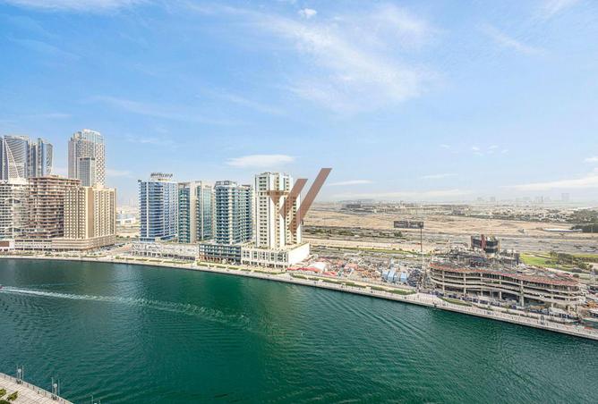 Vacant |Canal View |Premium Amenities| High Floor photo 3
