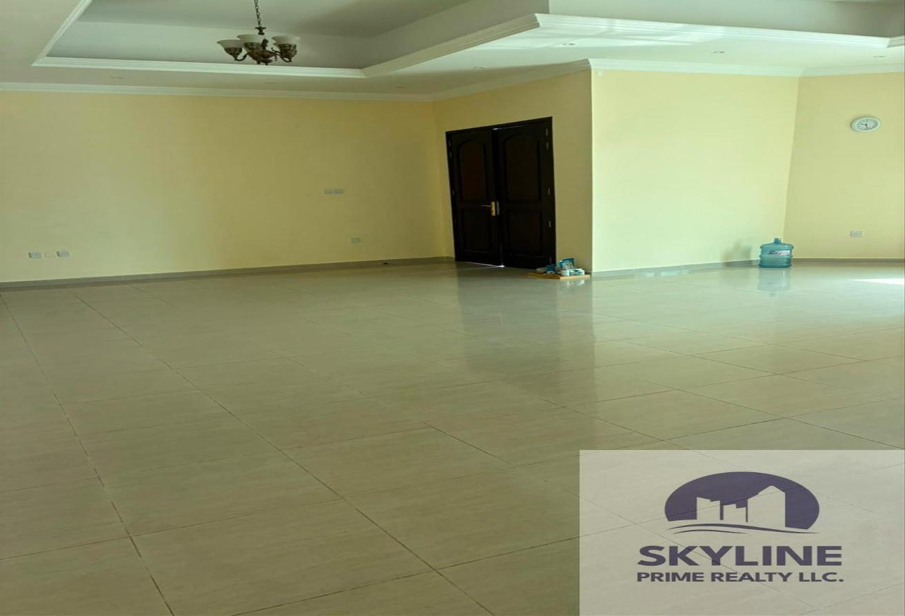 Spacious 3BR + Maid Villa | Garden | Ready to move photo 11