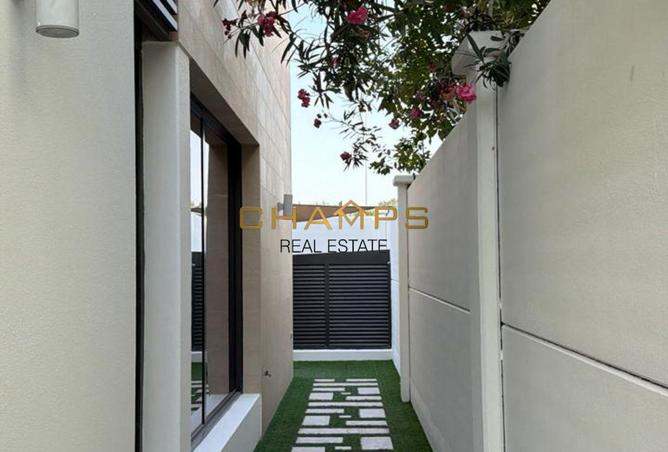 129780710 - Property Main Image