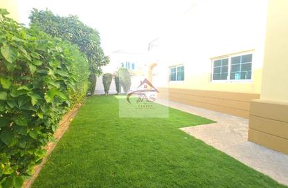 Villa - 3 Bedrooms - 4 Bathrooms for rent in District 7 - Jumeirah Park - Dubai