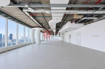 Office Space - Studio - 1 Bathroom for rent in The Bay Gate - Business Bay - Dubai Office Space - Studio - 1 Bathroom for rent in The Bay Gate - Business Bay - Dubai