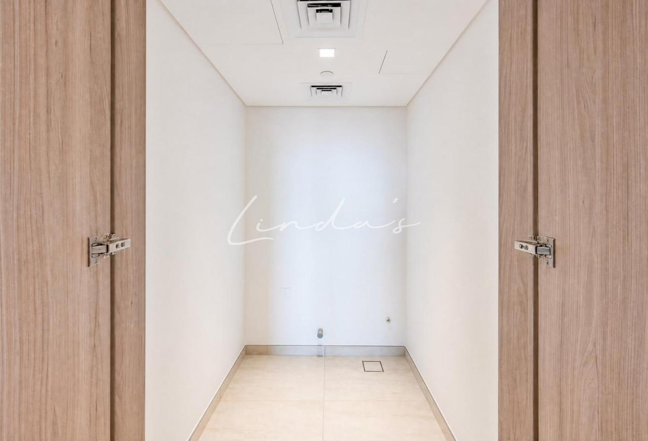 Modern Living | Park View | With White Goods photo 12