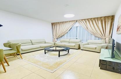 Apartment - 1 Bedroom - 2 Bathrooms for rent in Beach Tower 1 - Al Khan Lagoon - Al Khan - Sharjah