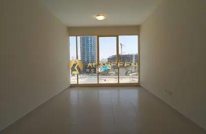 شقة - 2 غرف نوم - 3 حمامات للايجار في غالا جاردن - ارجان - دبي