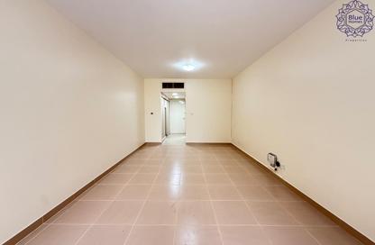 Apartment - Studio - 1 Bathroom for rent in Golden Sands 6 - Mankhool - Bur Dubai - Dubai