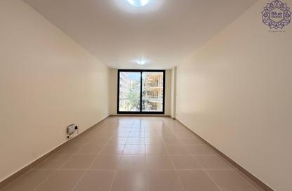 Apartment - Studio - 1 Bathroom for rent in Golden Sands 6 - Mankhool - Bur Dubai - Dubai