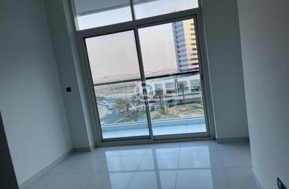 Apartment - 3 Bedrooms - 3 Bathrooms for rent in Arabian Gate - Dubai Silicon Oasis - Dubai