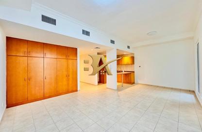 Apartment - Studio - 1 Bathroom for rent in Garden West Apartments H - Garden West Apartments - Green Community - Dubai Investment Park (DIP) - Dubai